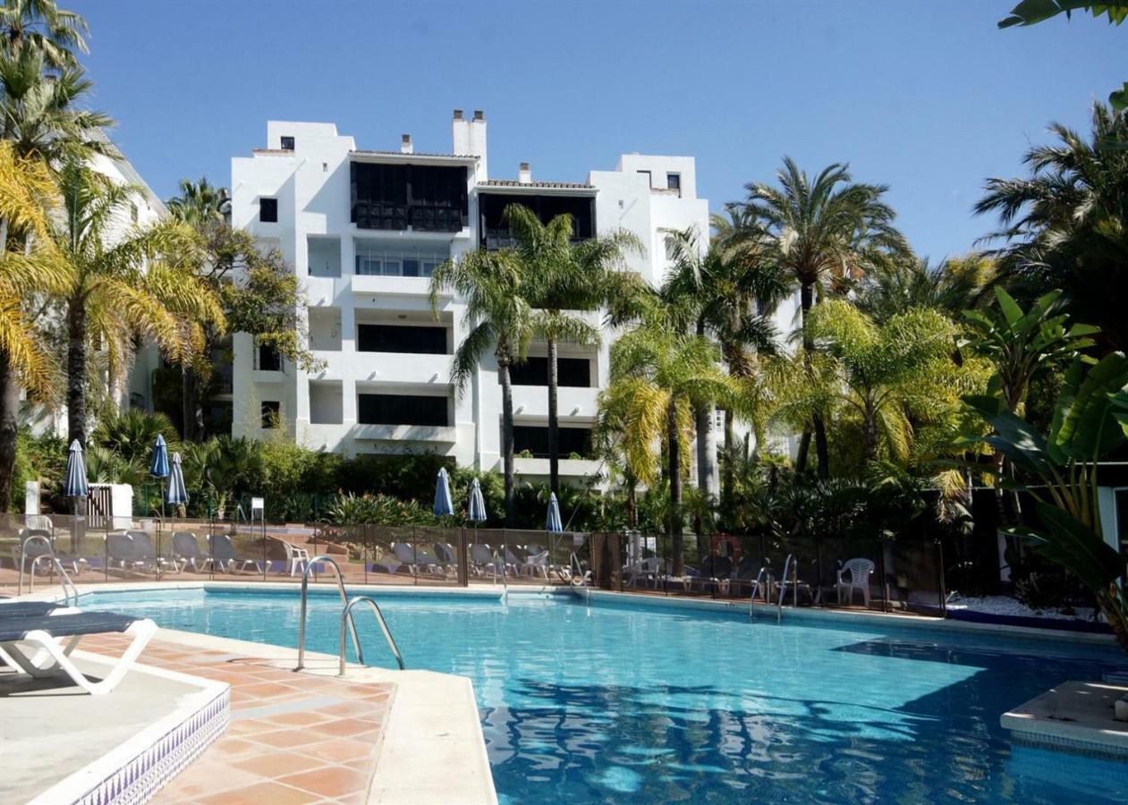 Jardines De Las Golondrinas Marbella Luaran gambar
